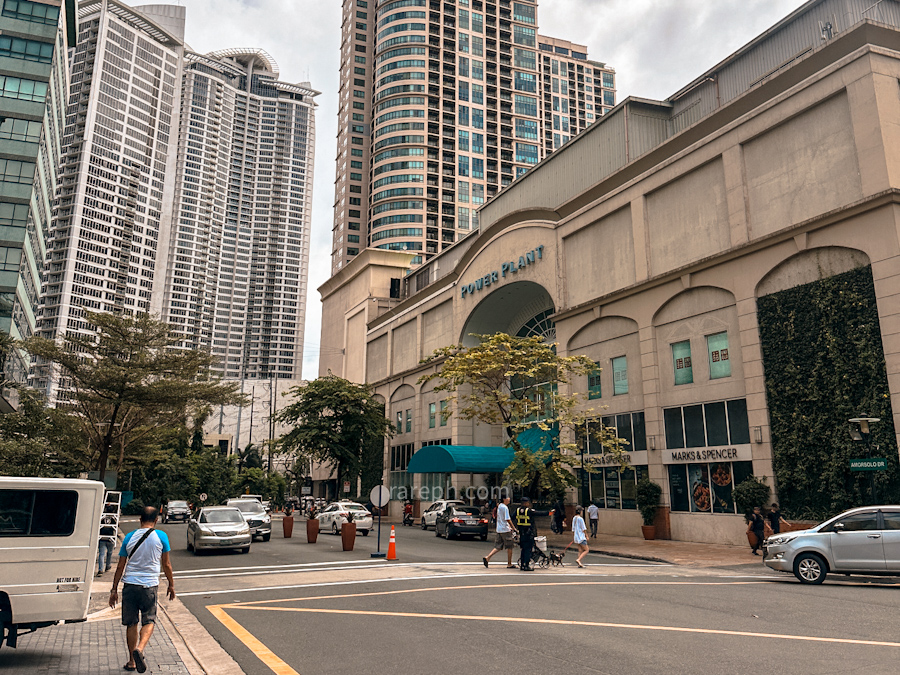 rockwell makati powerplant mall people crossing from edades