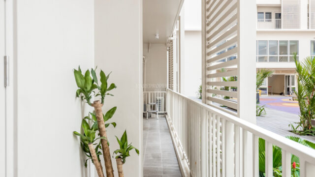 park mckinley west 2br balcony