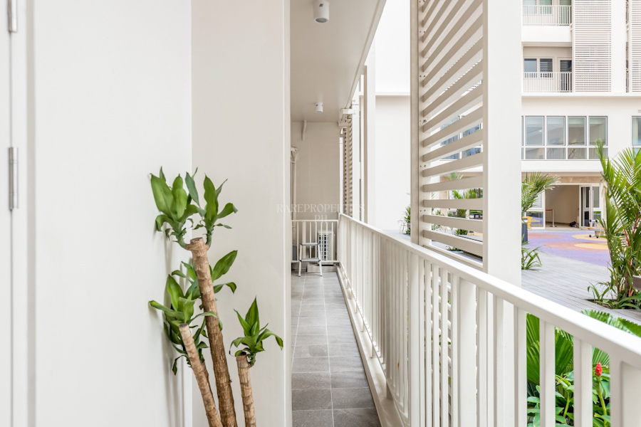 park mckinley west 2br balcony
