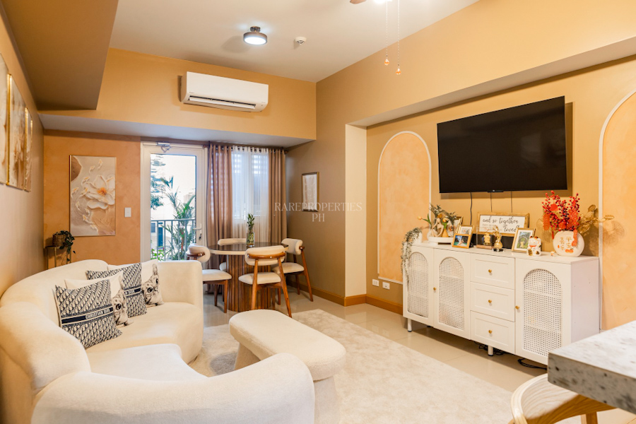 park mckinley west 2br living 7