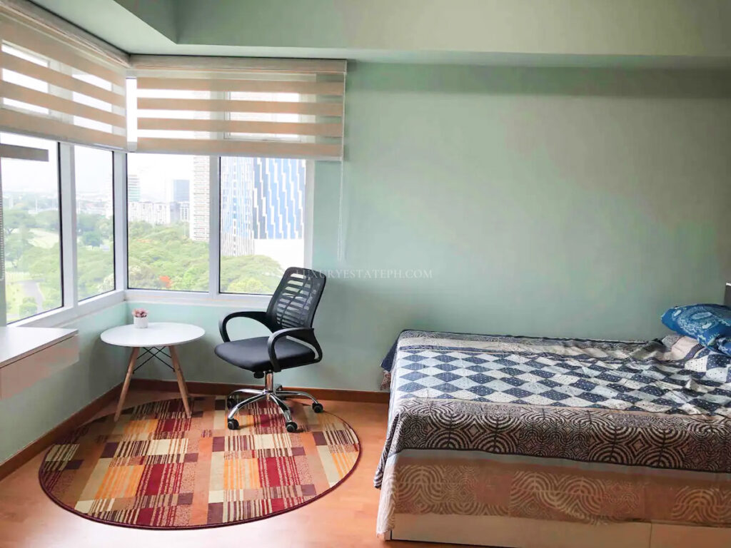 5eff8d7d 1b09 4288 9dbf 37a1f88a8eb9