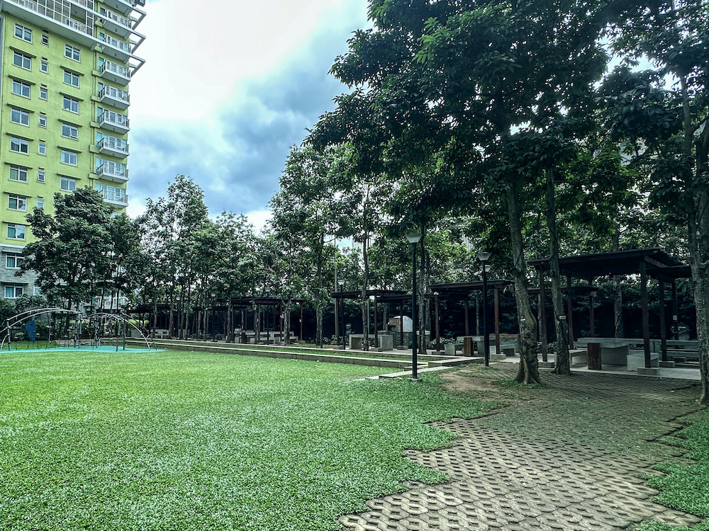 barbecue area in one serendra bgc manila condo amenities
