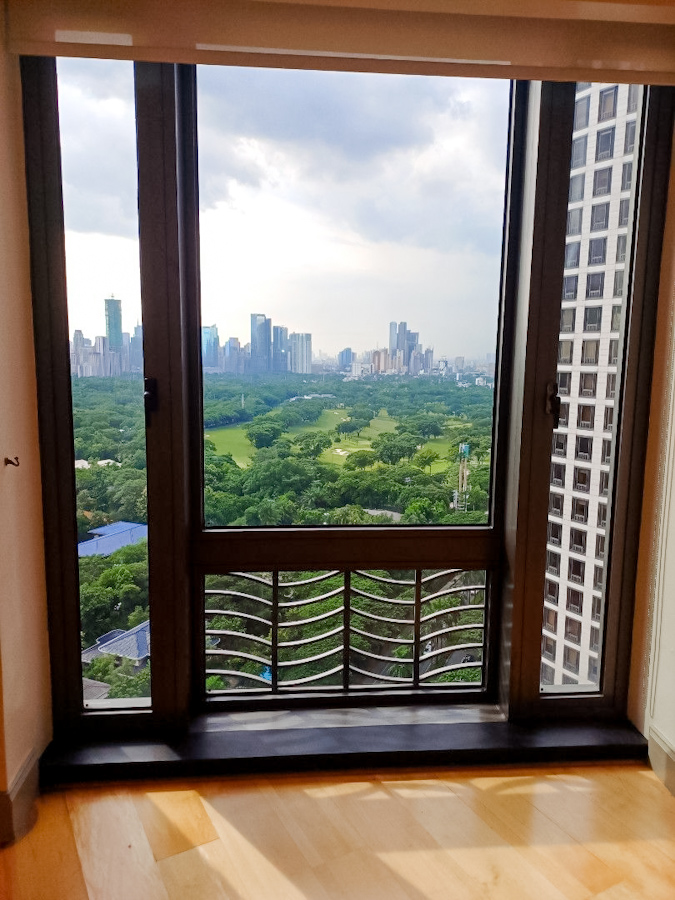 essensa 25th floor 1759294031 b5c54f91 progressive