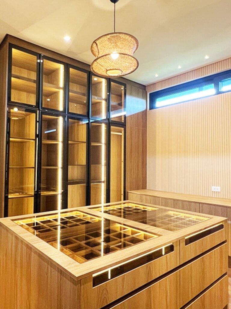 ayala westgrove heights the satori house (walk in closet)