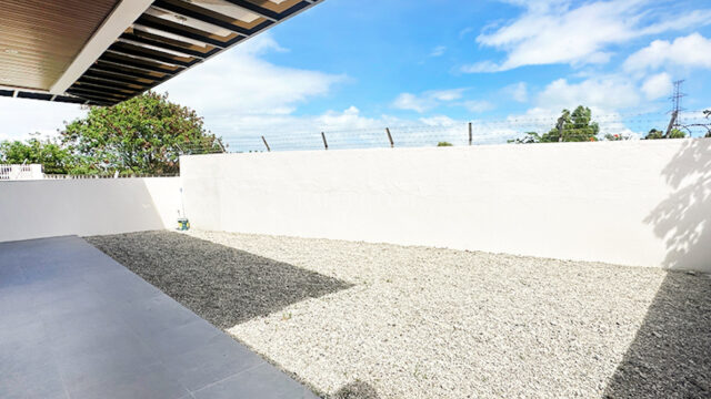 jubilation south house for sale the tropical backyard 2