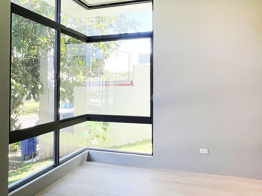 treveia house and lot block 3 and lot 5 room