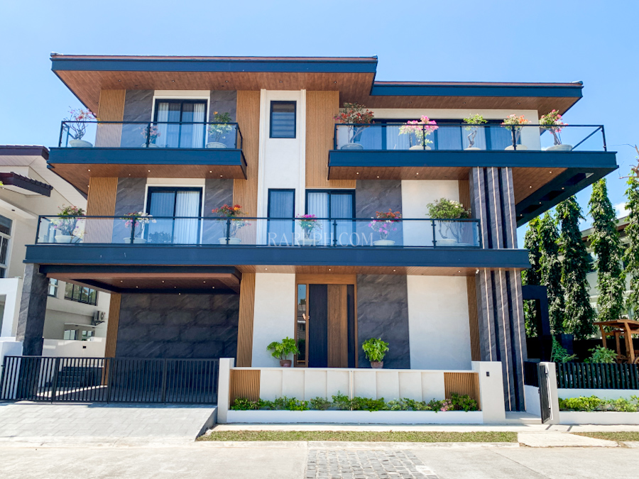 phuket mansions brand new hosue facade