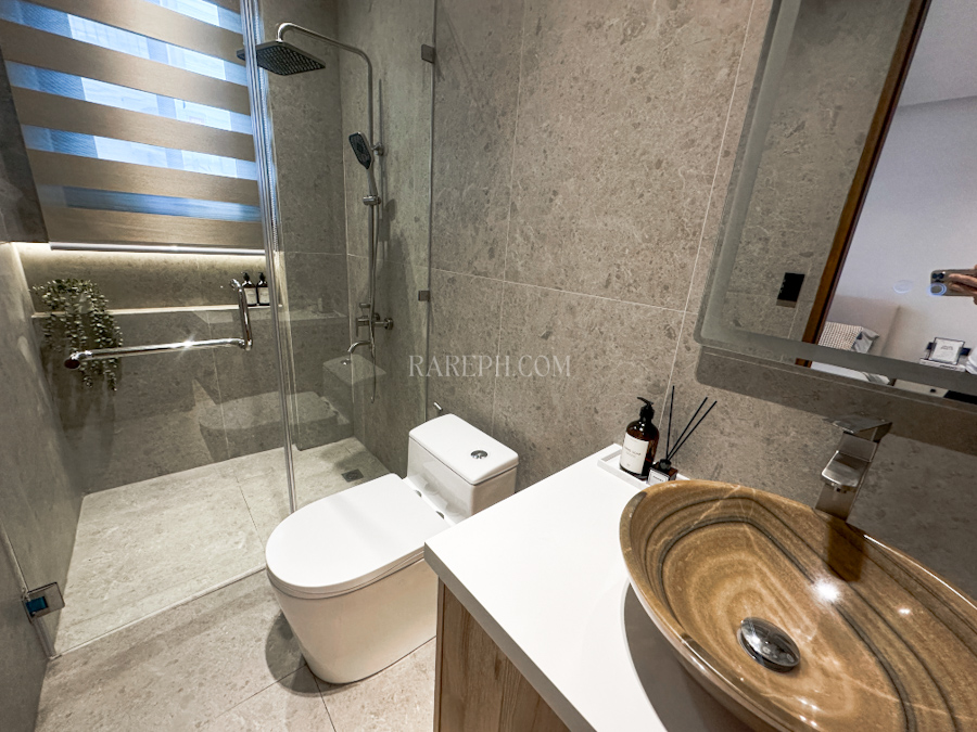 phuket mansions guestroom en suite bath