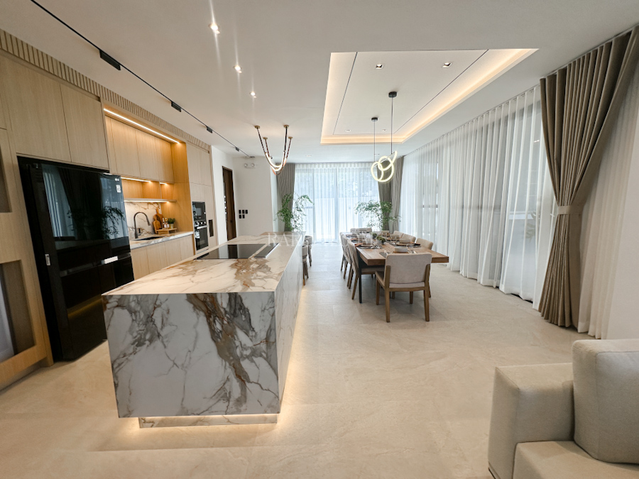 phuket mansions kitchen & dining