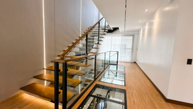 phuket mansions second level staircase landing