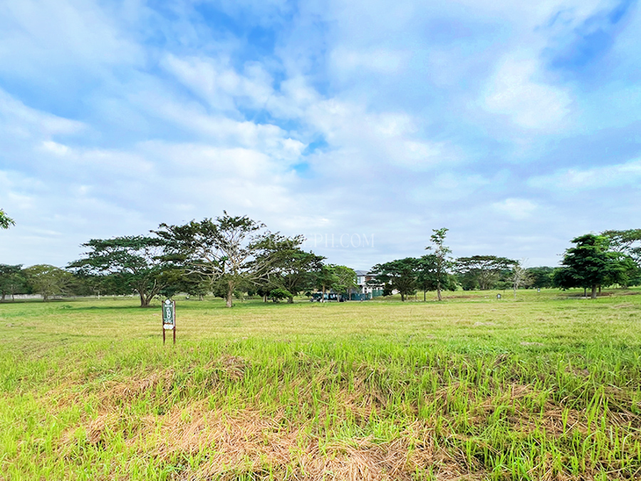 soliento nuvali lot for sale lot frontage side