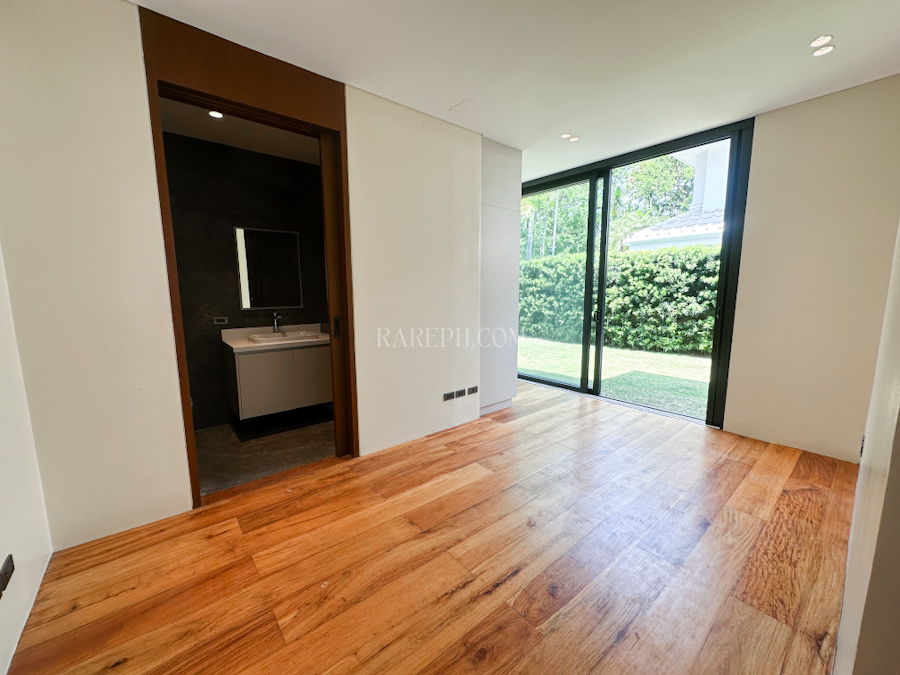 aav bunga g:f bedroom