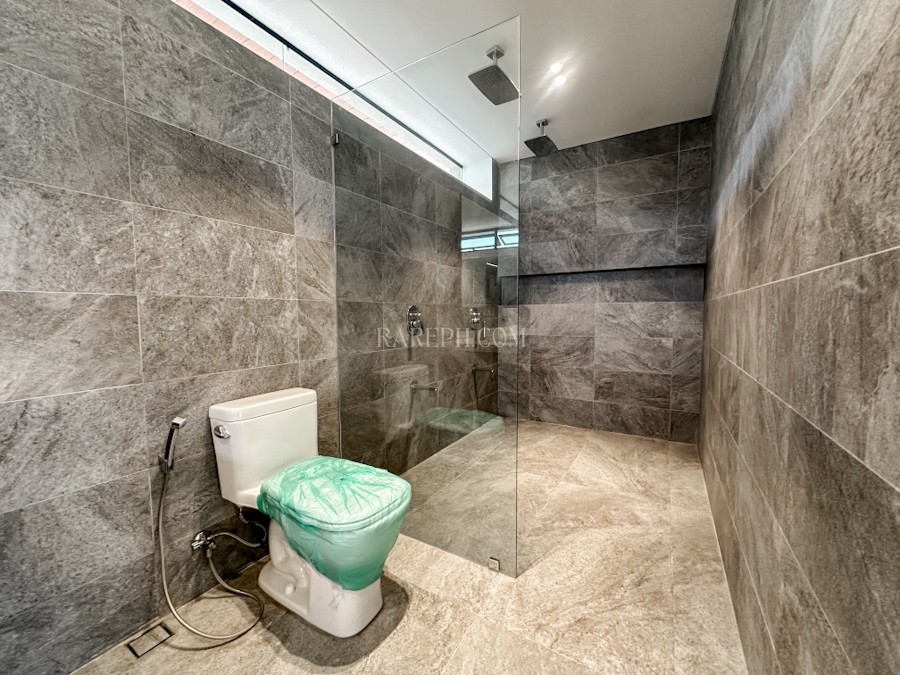 aav bunga master bath