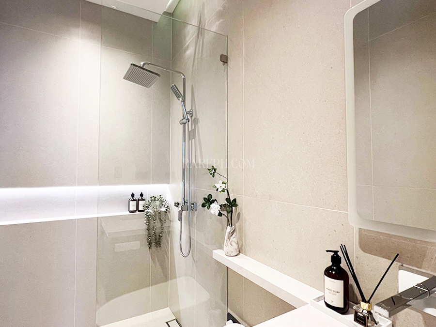 tokyo house bathroom 2