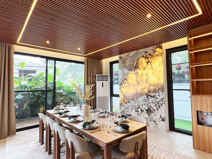 tokyo house dining