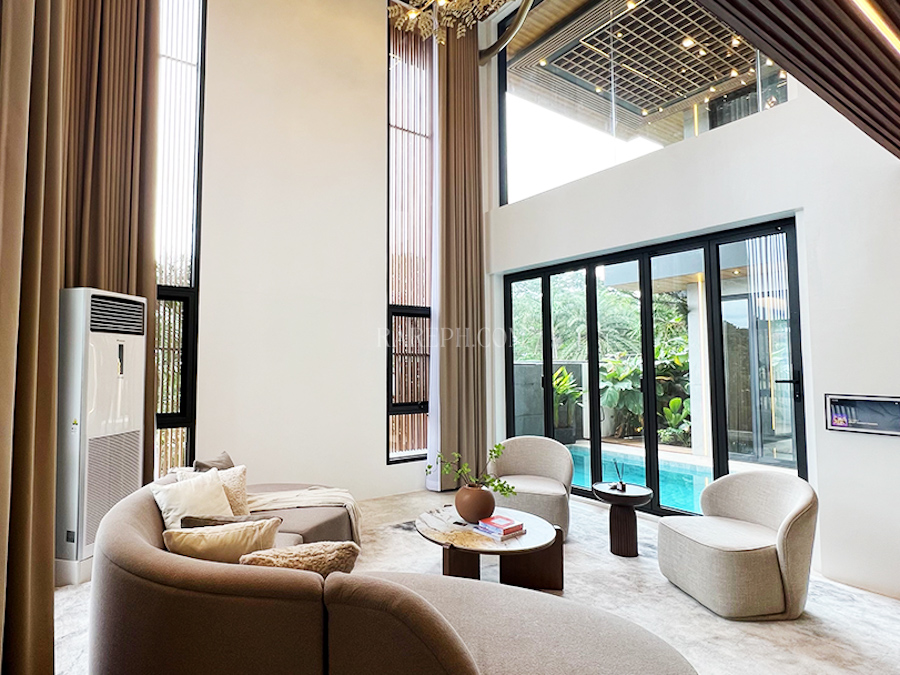 tokyo house living area