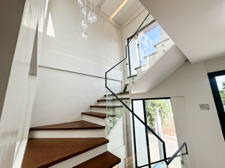 avida parkway settings nuvali 31m staircase