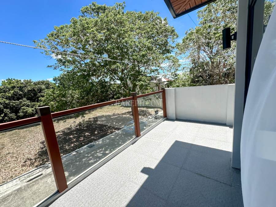 la residencia de sta. rosa palma balcony
