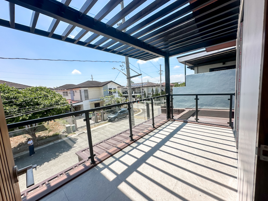 ridgeview estates 25m balcony