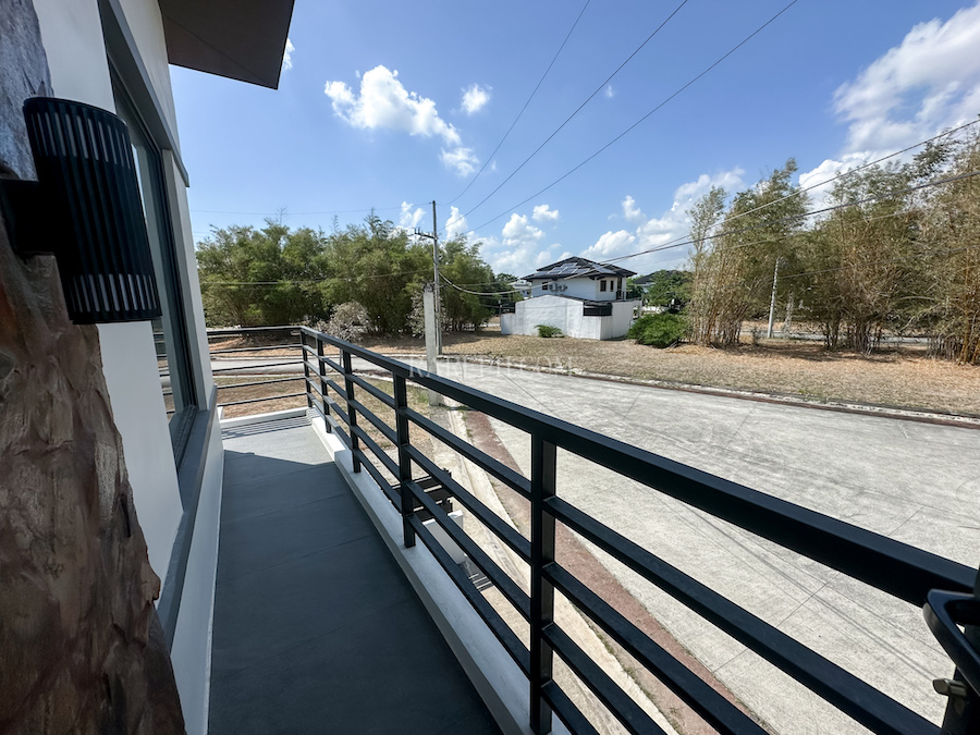 solen residences balcony