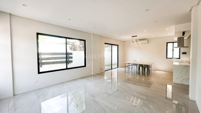 solen residences living & dining