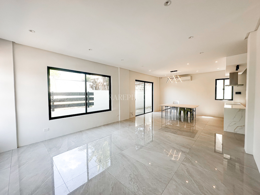 solen residences living & dining