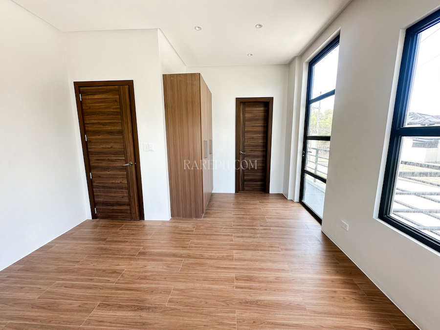 solen residences master bedroom