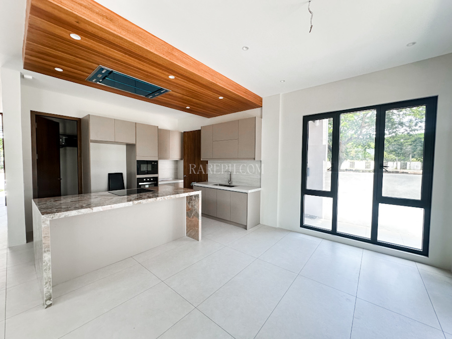 treveia nuvali house for sale dining & kitchen