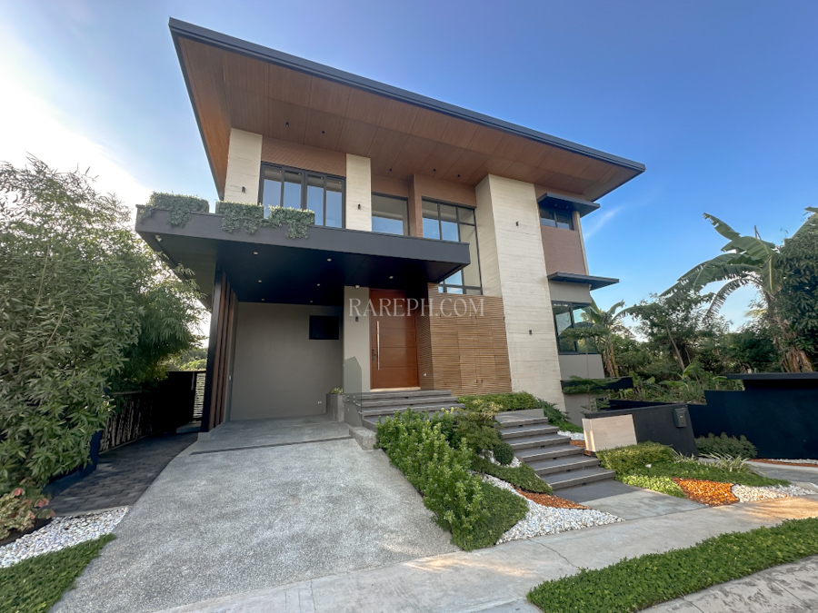 ayala westgrove heights house with pool 2 front v2