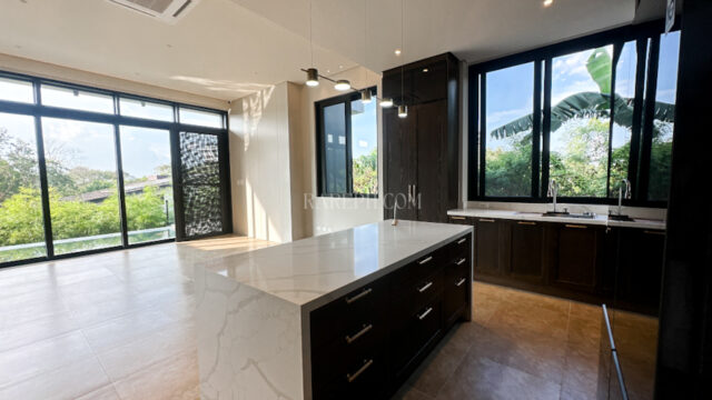 ayala westgrove heights house with pool 8 gourmet kitchen