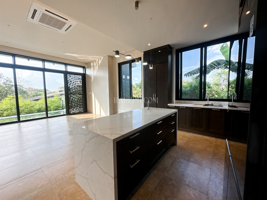 ayala westgrove heights house with pool 8 gourmet kitchen