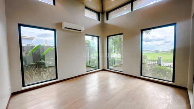 mirala nuvali house living area