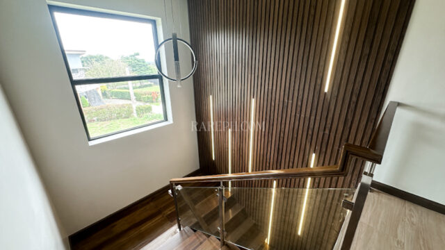 mirala nuvali house staircase