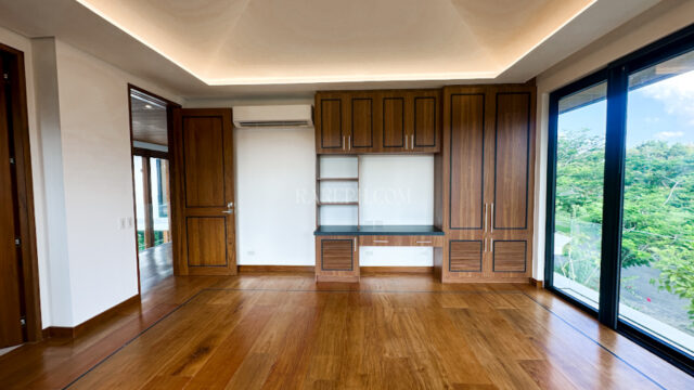 santierra nuvali 4br brand new house bedroom 2a