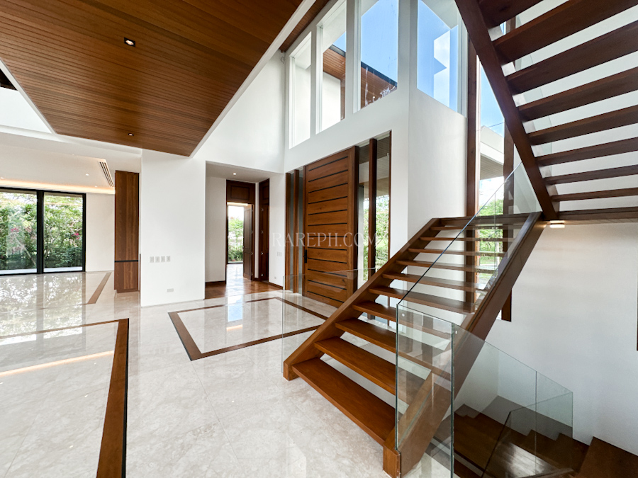 santierra nuvali 4br brand new house foyer