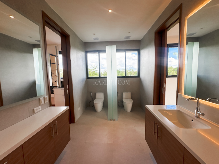 santierra nuvali 4br brand new house master bath toilet