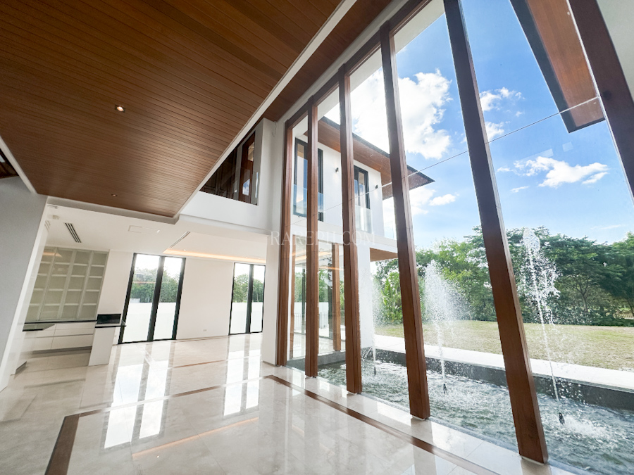 santierra nuvali 4br brand new house soaring ceiling