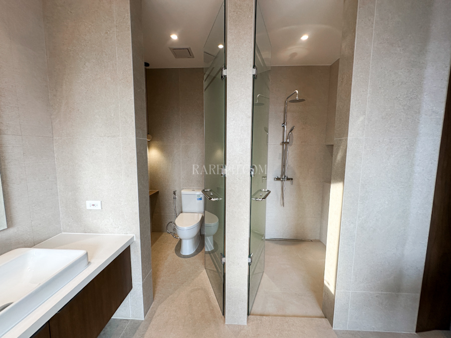 ayala westgrove heights house with pool villa serena primary suite toilet and shower