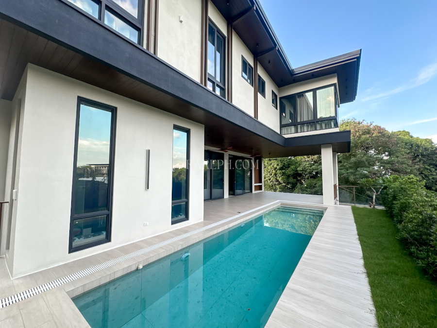 ayala westgrove heights house with pool villa serena swimming pool