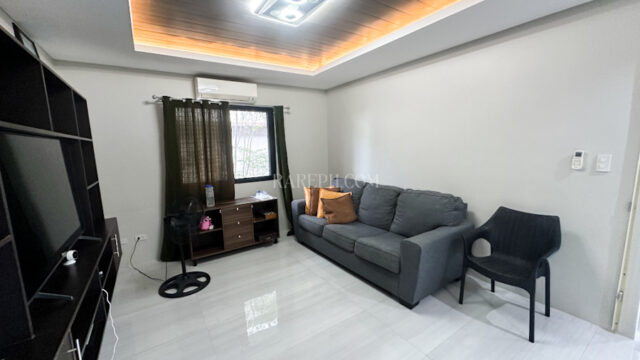 mirala nuvali modern home family room