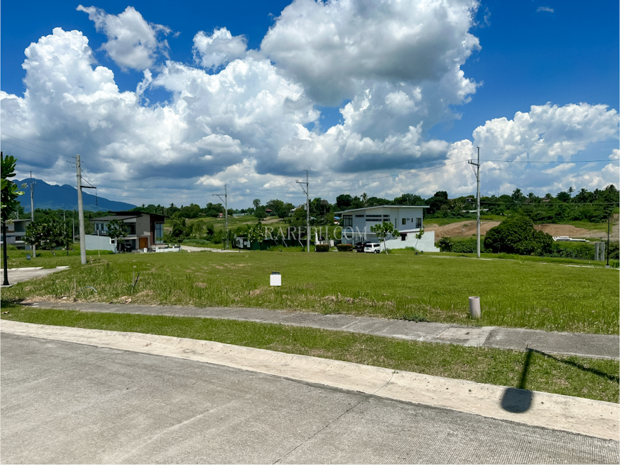 mondia nuvali lot b45 front with mt views