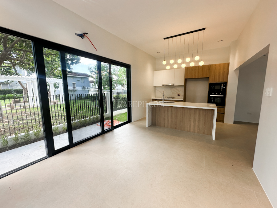 ridgeview estates nuvali laguna kitchen & living area
