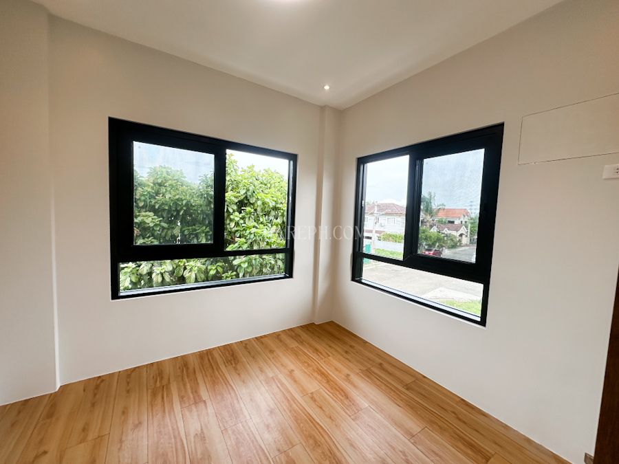 south forbes villas catalonia house bedroom 2