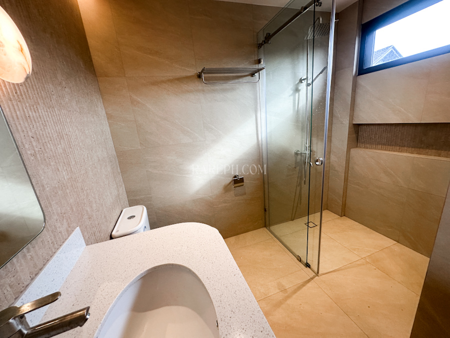 south forbes villas catalonia house master t&b shower