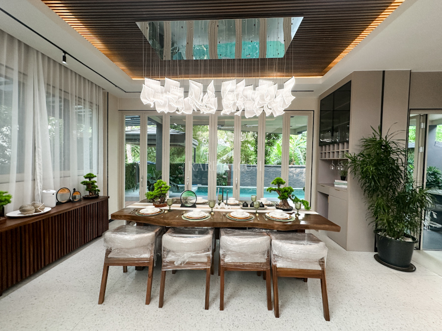tokyo mansions south forbes luxury house dining area