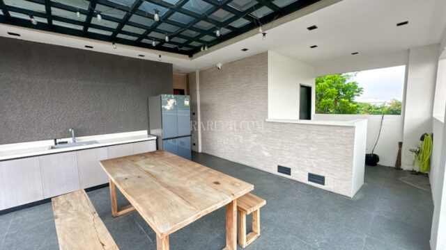tokyo mansions south forbes luxury house kitchenette 3:f