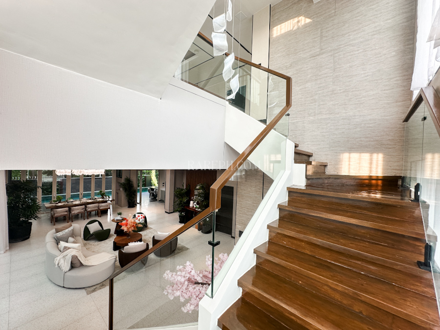 tokyo mansions south forbes luxury house staircase
