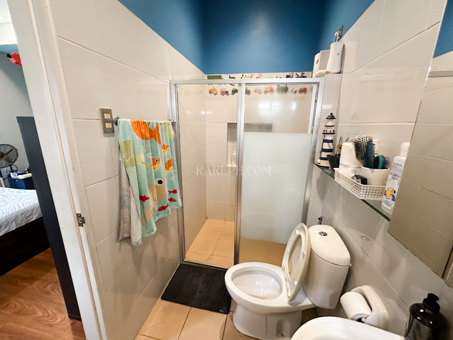 mahogany place acacia estates taguig house for sale boys bathroom