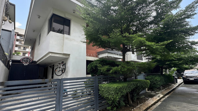 mahogany place acacia estates taguig house for sale facade side