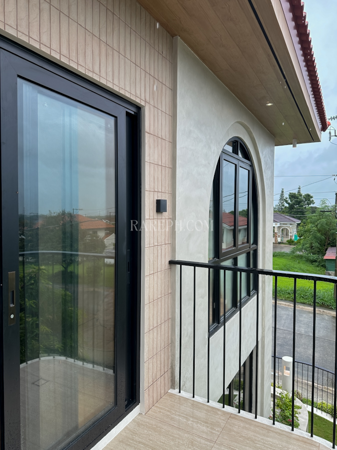 South Forbes Villas Casa Catalonia | Mediterranean-Inspired Cavite Village Near Nuvali property spotlight : casa catalonia in south forbes villas juliette balcony family room